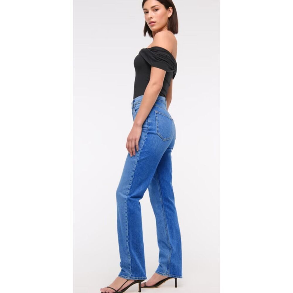 NWT Abercrombie & Fitch Ultra High Rise 90s Straight Jean, Sz 27/4R $90 F6